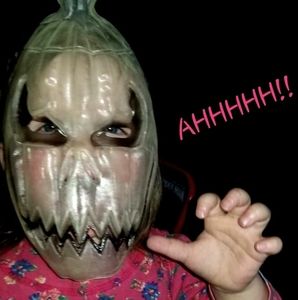 Meet your Posher, Sabine